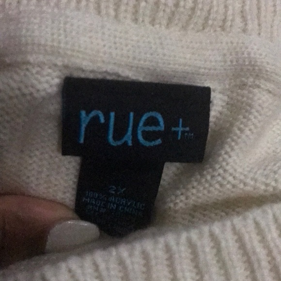 Cream sweater - Picture 3 of 3